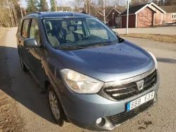 Blå Begagnad 2014 Dacia Lodgy Minibuss | 62 000 kr (Marknadspris)
