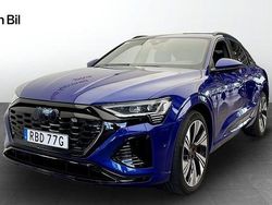 Blå Begagnad 2023 Audi Q8 Sportback e-tron S-Line SUV | 799 000 kr