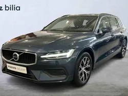 Blå Begagnad 2023 Volvo V60 Kombi | 319 900 kr (Marknadspris)