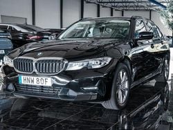Svart Begagnad 2020 BMW 330e Sport Line Kombi | 269 500 kr (Bra pris)