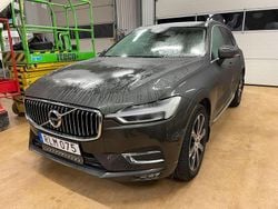 Mörkgrå (pine grey metallic) Begagnad 2018 Volvo XC60 Inscription SUV | 359 000 kr (Marknadspris)