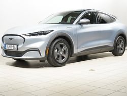 Grå Begagnad 2021 Ford Mustang Mach-E Standard Range SUV | 399 800 kr (Lite dyr)