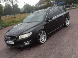 Svart Begagnad 2015 Volvo V70 Momentum Kombi | 115 000 kr (Bra pris)