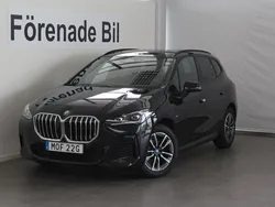 Svart Ny 2025 BMW 225 Active Tourer M Sport Minibuss | 623 500 kr (Dyr)