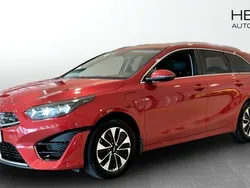 Röd (red) Begagnad 2022 Kia Ceed Advance Kombi | 249 900 kr (Marknadspris)