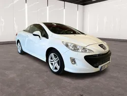 Vit Begagnad 2010 Peugeot 308 CC Cab | 59 900 kr (Marknadspris)