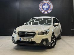 Vit Begagnad 2018 Subaru Outback SUV | 239 800 kr (Marknadspris)