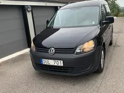 Svart Begagnad 2012 VW Caddy Minibuss | 89 000 kr (Dyr)