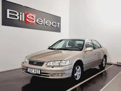 Ljusbrun Begagnad 2000 Toyota Camry Sedan | 49 900 kr (Bra pris)