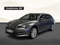 Grå Begagnad 2023 Skoda Superb Kombi | 339 898 kr (Lite dyr)