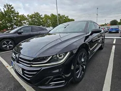 Svart Begagnad 2021 VW Arteon R Kombi | 330 000 kr (Marknadspris)