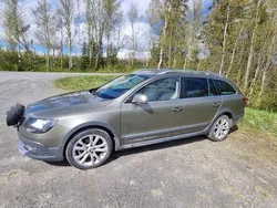 Grön Begagnad 2015 Skoda Superb Elegance Kombi | 110 000 kr (Superpris)