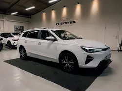 Vit Begagnad 2022 MG MG5 EV Long Range Luxury Kombi | 219 900 kr