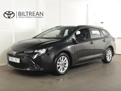 Svart (grå metallic) Begagnad 2023 Toyota Corolla Active Kombi | 269 900 kr (Marknadspris)