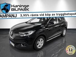 Svart Begagnad 2015 Renault Kadjar LIMITED SUV | 114 900 kr (Marknadspris)