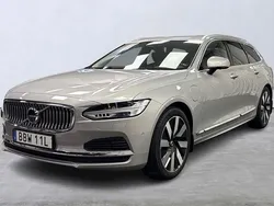 Silver Begagnad 2023 Volvo V90 Core Kombi | 479 900 kr (Marknadspris)