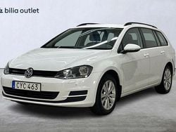 Vit Begagnad 2015 VW Golf VII Kombi | 99 900 kr (Marknadspris)