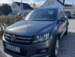 Grå Begagnad 2014 VW Tiguan Sportline SUV | 130 000 kr (Lite dyr)