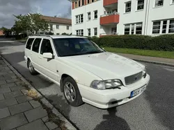 Vit Begagnad 2000 Volvo V70 Standard Kombi | 16 900 kr (Dyr)