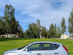 Silver Begagnad 2011 Hyundai i30 Halvkombi | 59 000 kr (Lite dyr)
