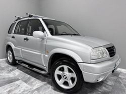 Silver Begagnad 2004 Suzuki Grand Vitara SUV | 44 900 kr (Marknadspris)