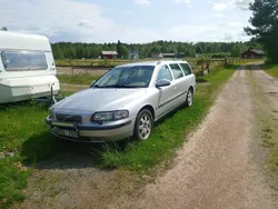 Grå Begagnad 2001 Volvo V70 Kombi | 15 000 kr (Bra pris)