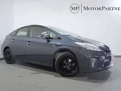 Mörkgrå Begagnad 2013 Toyota Prius Plug-in Hybrid Halvkombi | 124 900 kr (Marknadspris)