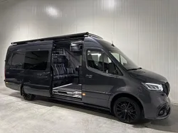 Mörkgrå (grå) Ny 2024 Mercedes Sprinter AMG Van | 1 848 750 kr