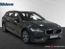 Grå Begagnad 2022 Volvo V60 Core Kombi | 299 900 kr (Bra pris)