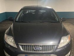 Grå Begagnad 2009 Ford Mondeo Titanium Halvkombi | 35 000 kr