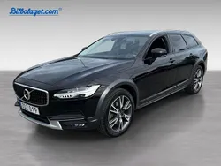 Svart Begagnad 2018 Volvo V90 CC Pro Kombi | 299 900 kr (Marknadspris)