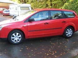 Röd Begagnad 2006 Ford Focus Kombi | 39 900 kr (Lite dyr)