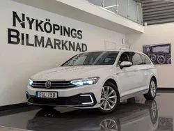 Vit Begagnad 2019 VW Passat Business Kombi | 224 900 kr (Marknadspris)