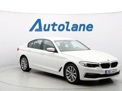 Alpinweiss iii Begagnad 2018 BMW 520 Sport Line Sedan | 279 900 kr (Marknadspris)