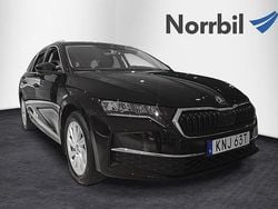 Svart Ny 2025 Skoda Octavia Selection Kombi | 349 900 kr (Marknadspris)