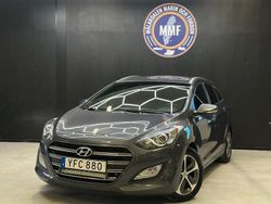 Mörkgrå (grå) Begagnad 2017 Hyundai i30 Comfort Kombi | 109 800 kr (Marknadspris)