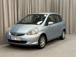 Ljusblå Begagnad 2005 Honda Jazz LS Halvkombi | 44 900 kr (Marknadspris)