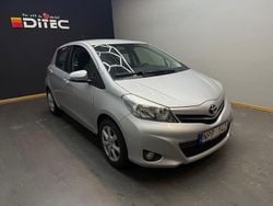 Silver Begagnad 2013 Toyota Yaris Active Halvkombi | 74 900 kr (Marknadspris)