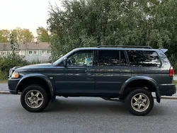 Grå Begagnad 2006 Mitsubishi Pajero SUV | 65 000 kr (Bra pris)