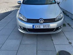 Silver Begagnad 2013 VW Golf VII Halvkombi | 69 900 kr (Marknadspris)