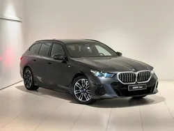 Svart Ny 2024 BMW i5 M Sport Sedan | 786 000 kr (Marknadspris)