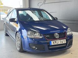 Mörkblå Begagnad 2006 VW Golf V GTI Halvkombi | 69 900 kr (Dyr)