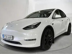 Vit Begagnad 2023 Tesla Model Y SUV | 359 000 kr