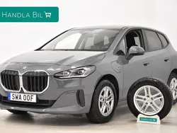 Grå Begagnad 2023 BMW 225 Active Tourer Minibuss | 339 900 kr (Superpris)