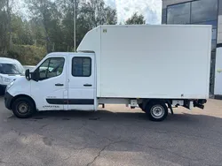 Vit Begagnad 2018 Renault Master Van | 138 000 kr