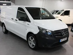 Vit Begagnad 2020 Mercedes e-Vito Minibuss | 168 500 kr (Bra pris)