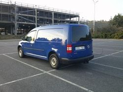 Blå Begagnad 2014 VW Caddy Maxi Minibuss | 74 900 kr (Marknadspris)