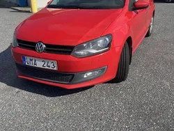 Röd Begagnad 2010 VW Polo Halvkombi | 31 000 kr (Lite dyr)