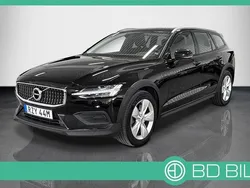 Svart Begagnad 2022 Volvo V60 CC Kombi | 307 800 kr (Bra pris)