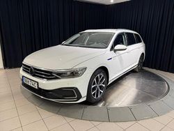 Vit Begagnad 2021 VW Passat GTE Kombi | 269 000 kr (Dyr)